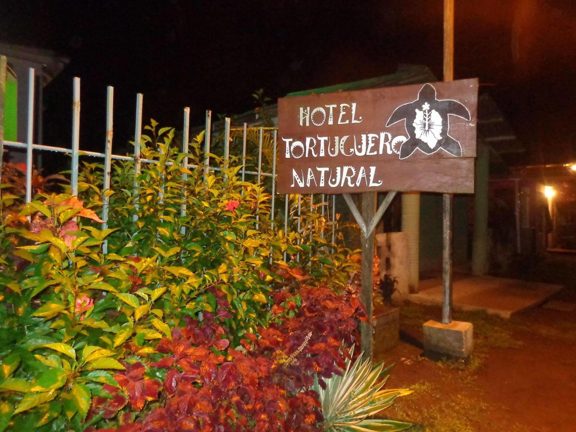 Cabinas Tortuguero Natural Albergue Exterior foto