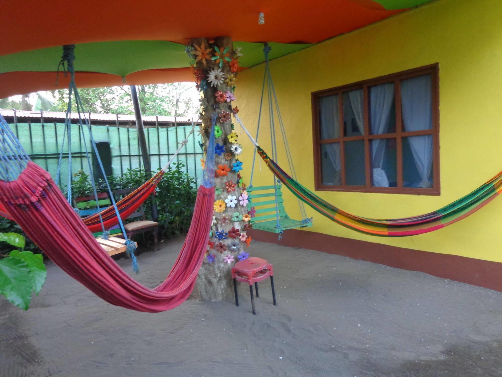 Cabinas Tortuguero Natural Exterior foto